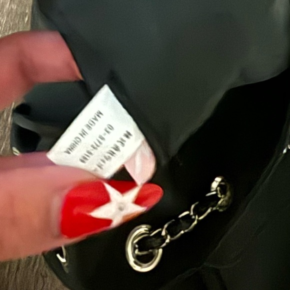 Chain
Small Drawstring Backpack  Bucket - Picture 5 of 6